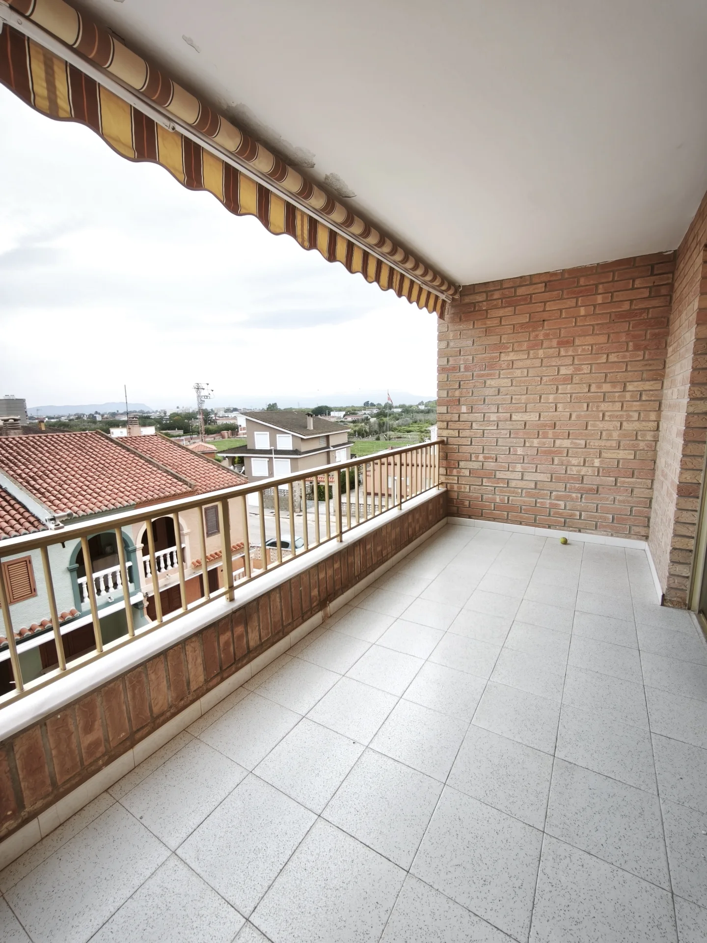 Apartamento con ascensor y gran terraza en Les Palmeres de Sueca - Lexmar Inmobiliaria